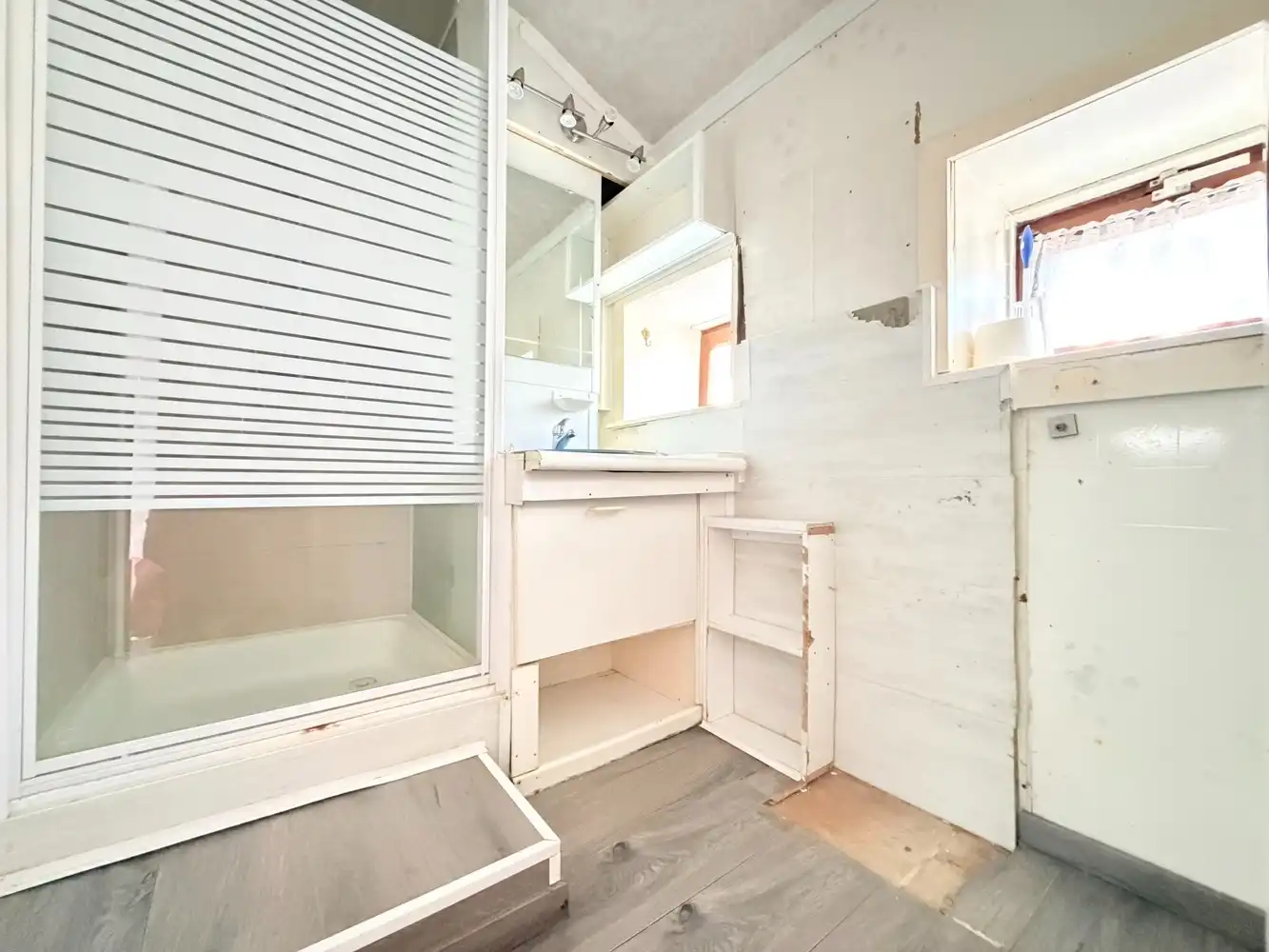 Lichtrijke woning met 2 slaapkamers en zonnige tuin foto 4