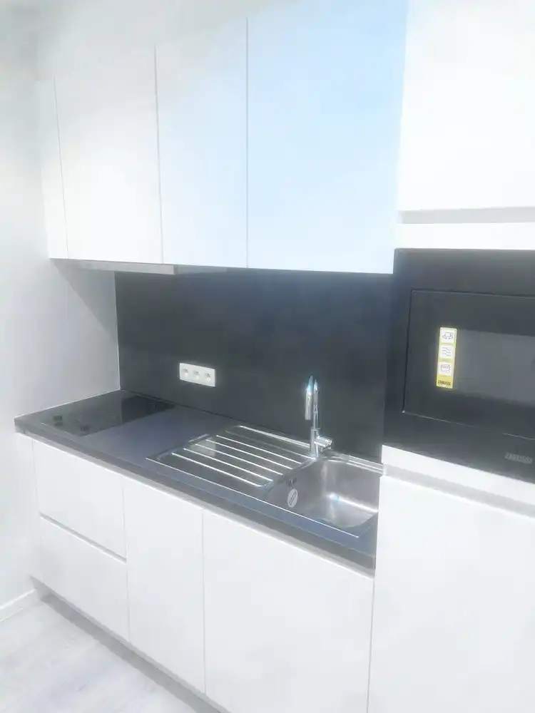 Nieuwbouw handelsgelijkvloers / kantoor te huur in Geraardsbergen foto 4