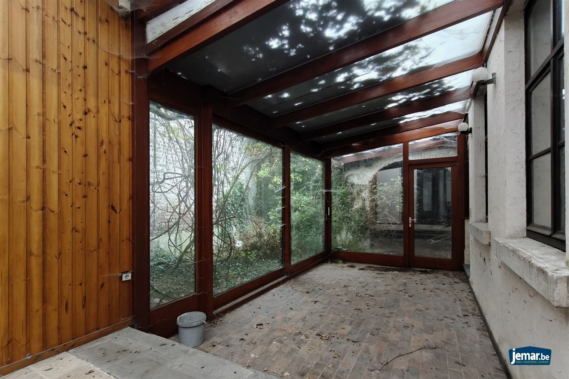 Ruime stadshoeve (431m²) pal in het centrum van Borgloon foto 9