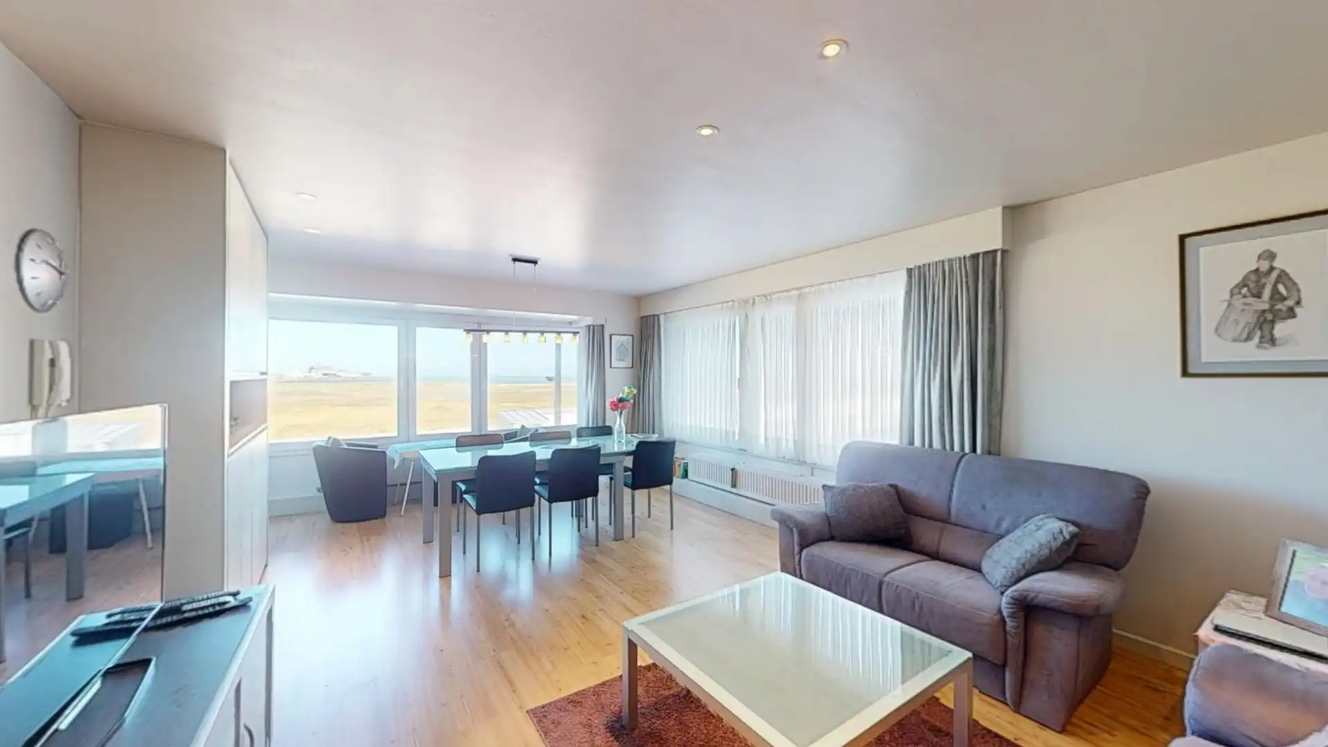 Ruim appartement met 3 slaapkamers en fantastisch uitzicht aan de Zeedijk in Heist-aan-Zee - Te koop! foto 8