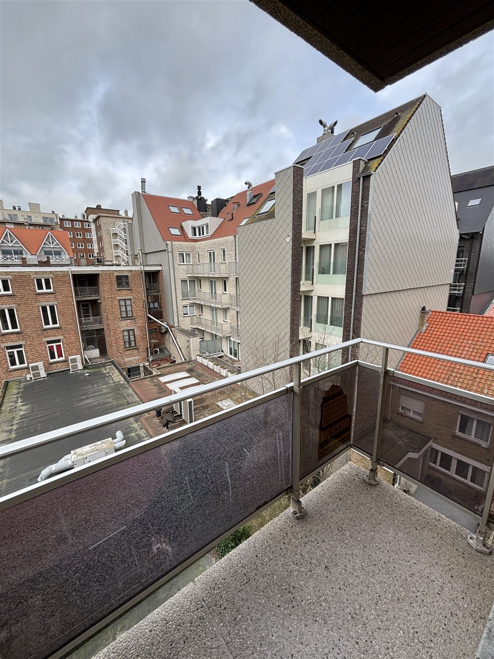 Gemeubelde studio Te Huur  foto 8