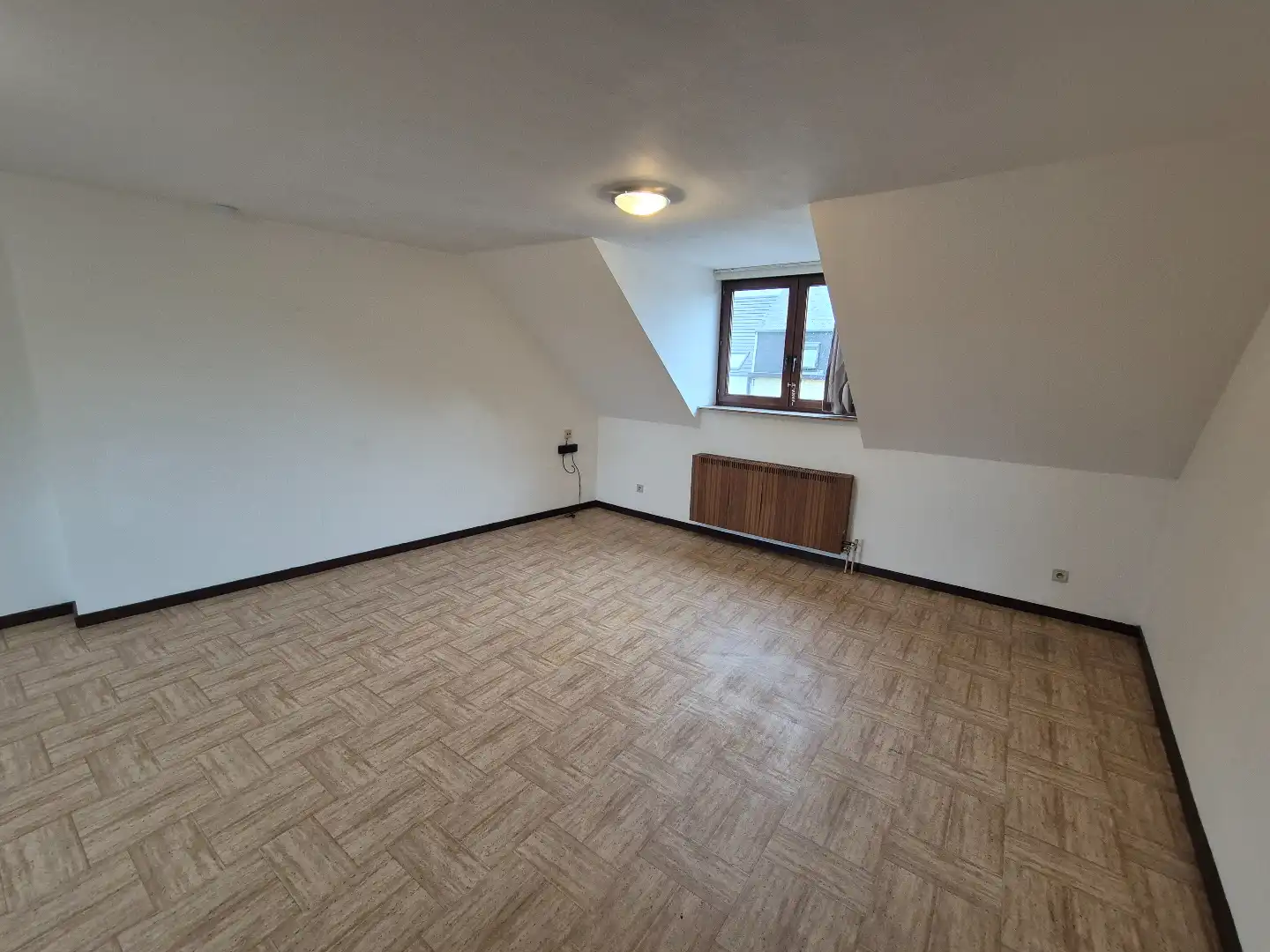 2 slaapkamer appartement te huur in het centrum van Zonhoven. foto 2