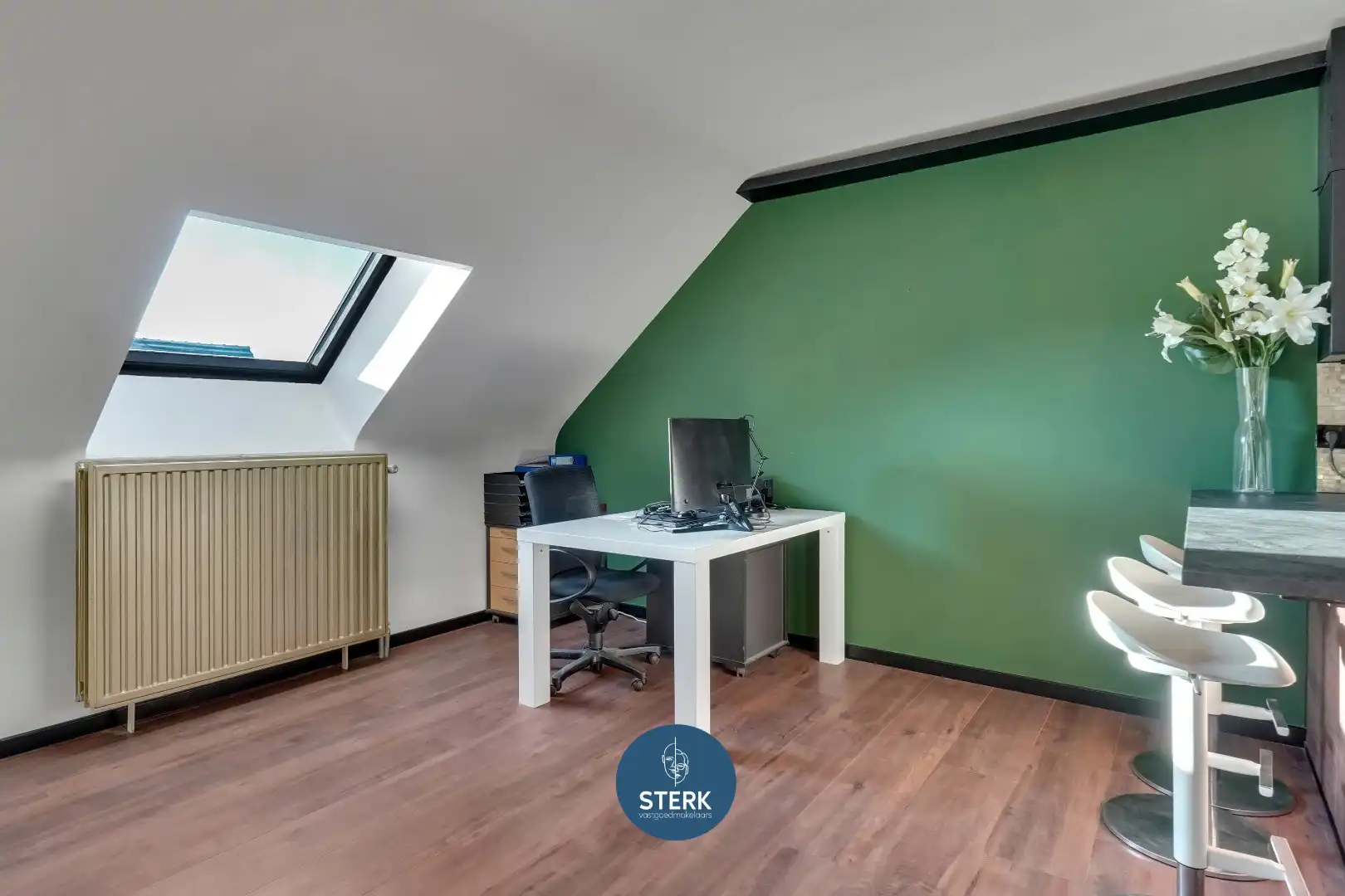 GERENOVEERD APPARTEMENT OP EEN TOPLOCATIE TE LANAKEN !  foto 9