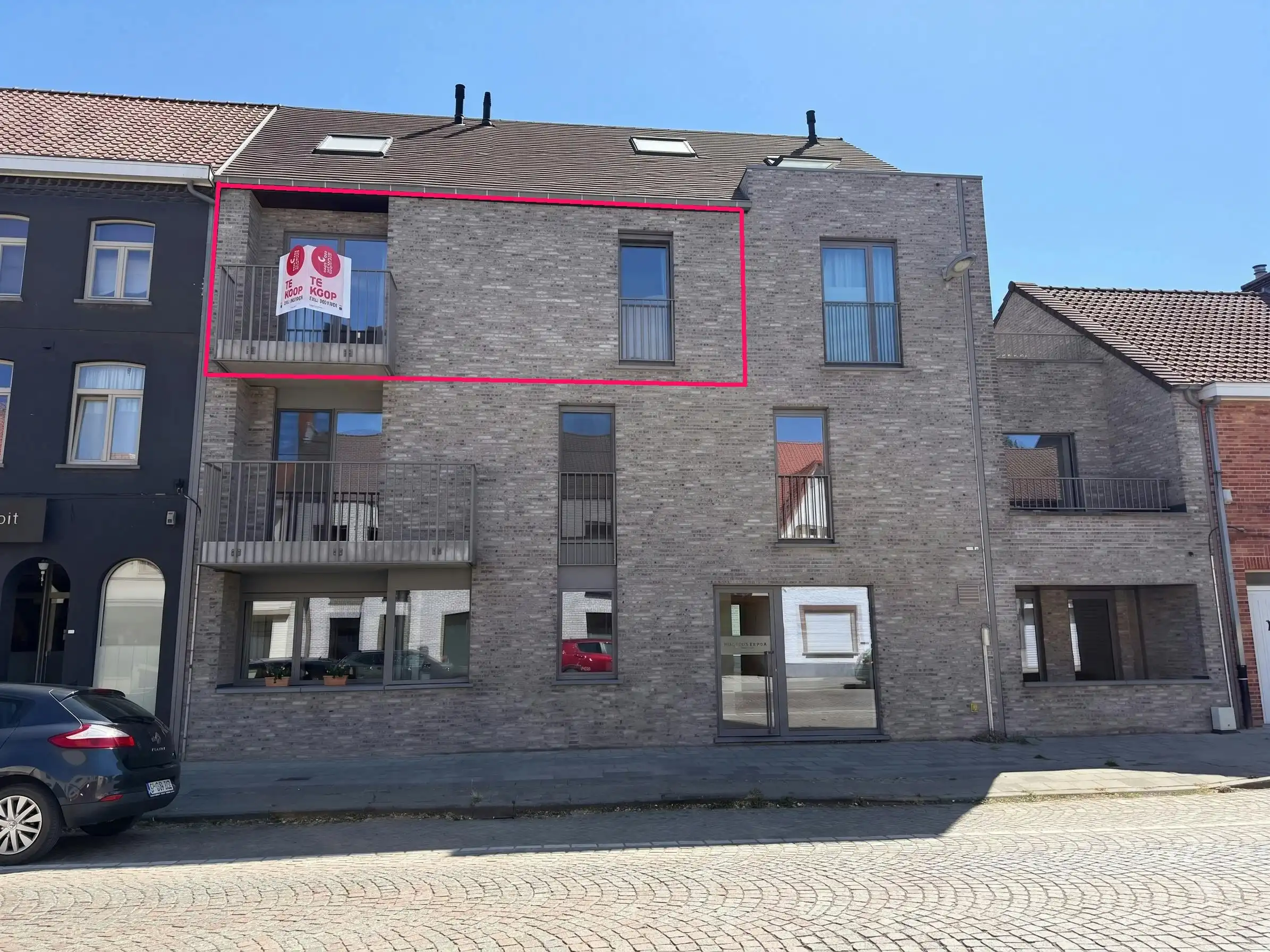 Recent appartement te koop met twee kamers in Vlamertinge foto 2