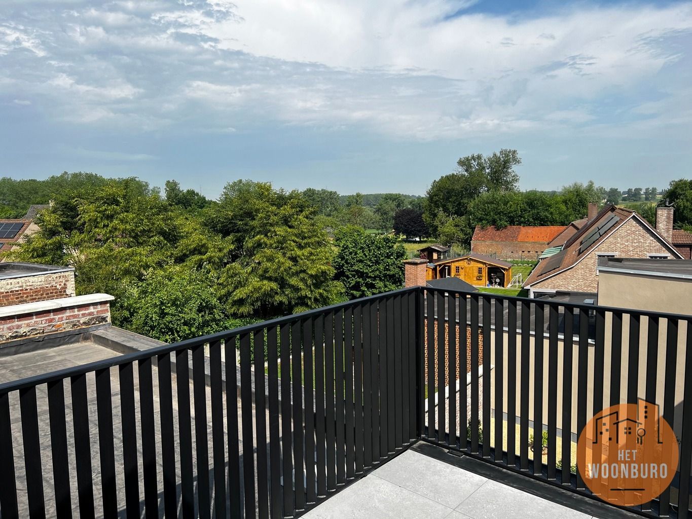 Nieuw appartement 2e verd. met terras en staanplaats foto 15