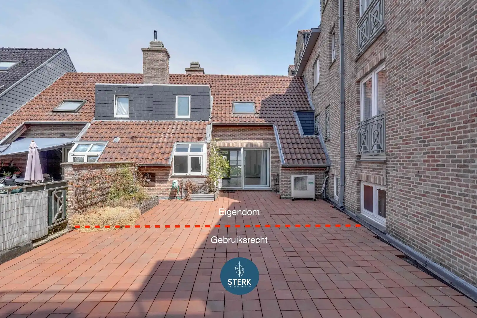 RUIM DUPLEX-APPARTEMENT MET 2 TERRASSEN IN HET CENTRUM VAN LANAKEN !  foto 15