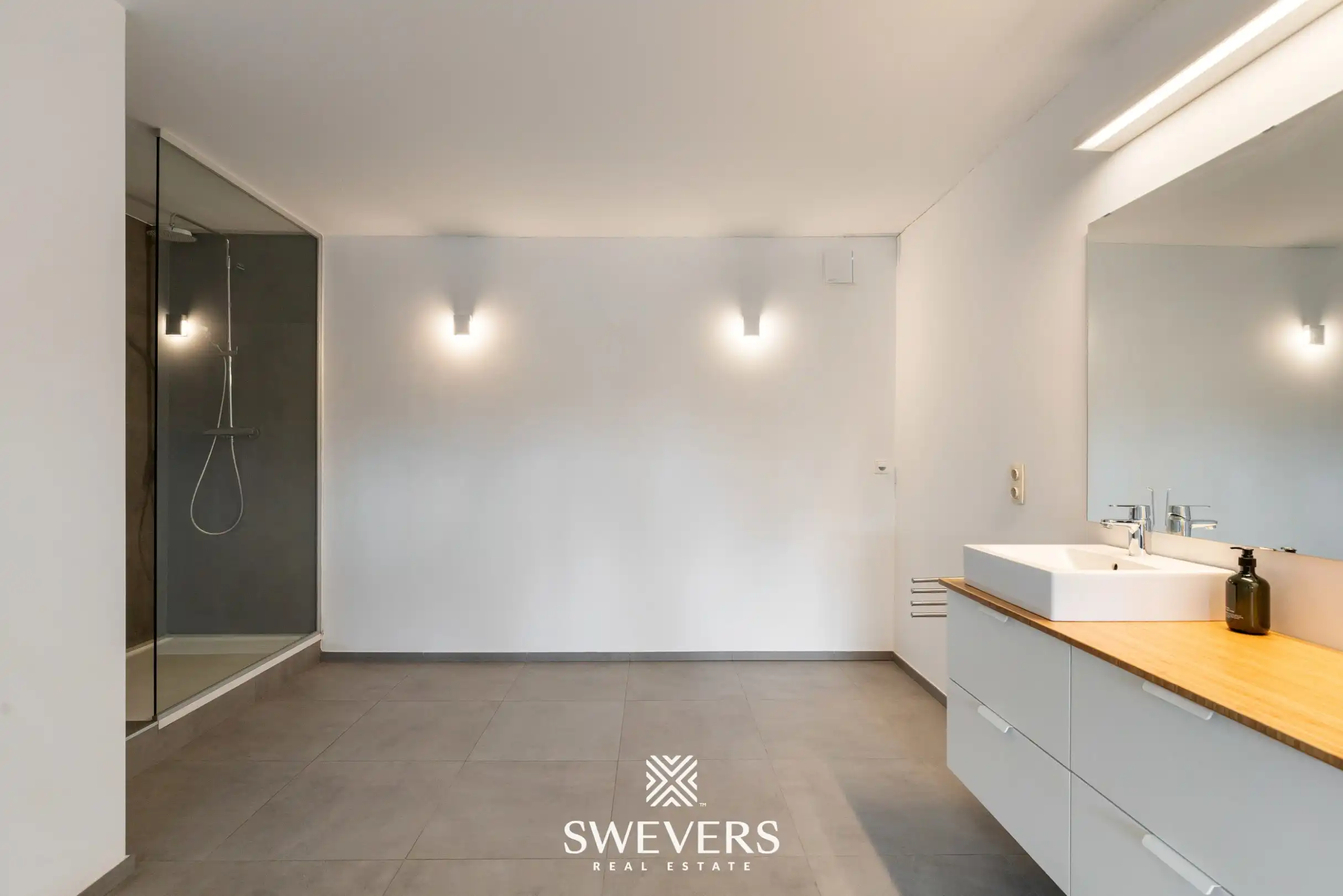 Ruim appartement met 2 slaapkamers en terras van 40 m² in Hechtel-Eksel foto 23