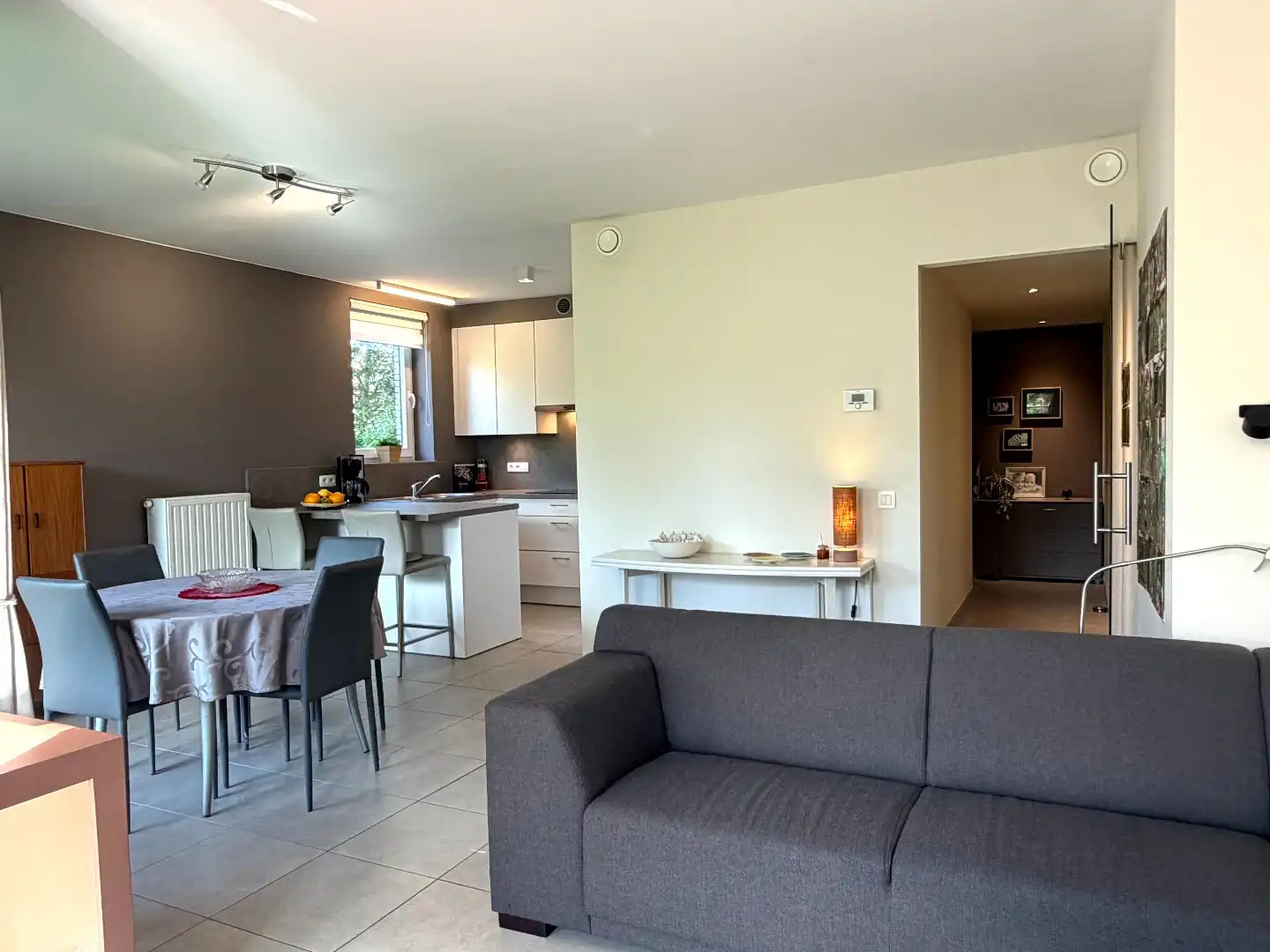 Prachtig appartement met private tuin aan de Lauwse Leieboorden! foto 6