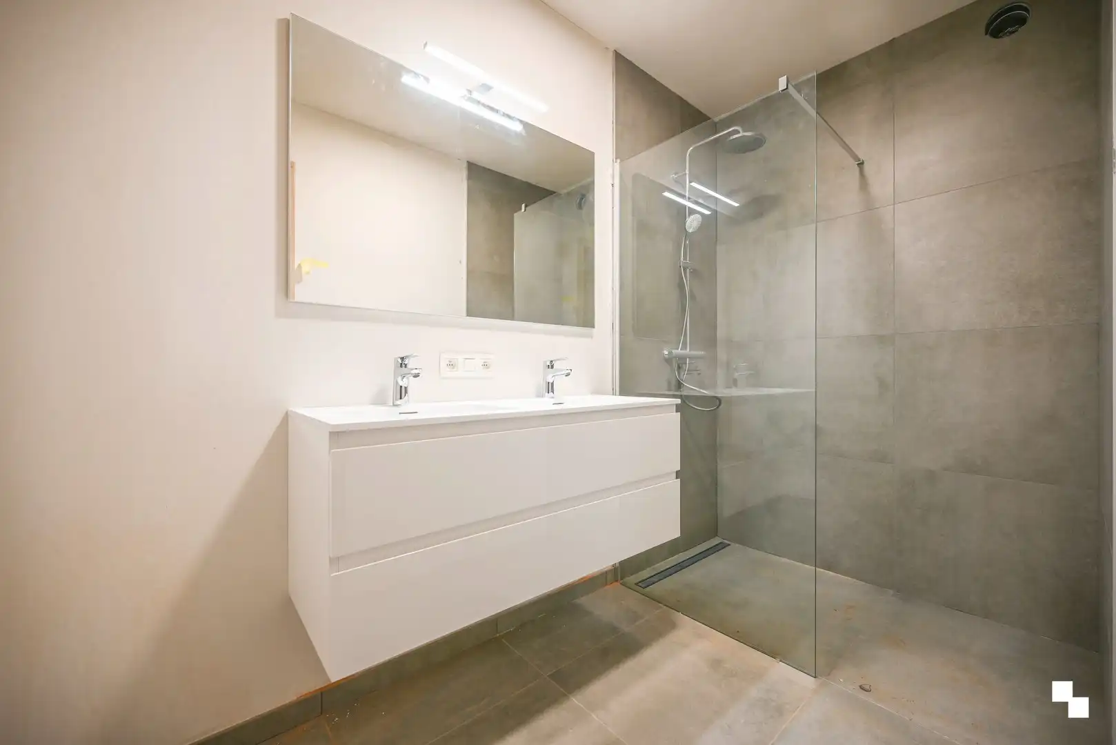 Gelijkvloers nieuwbouwappartement in Waregem foto 13