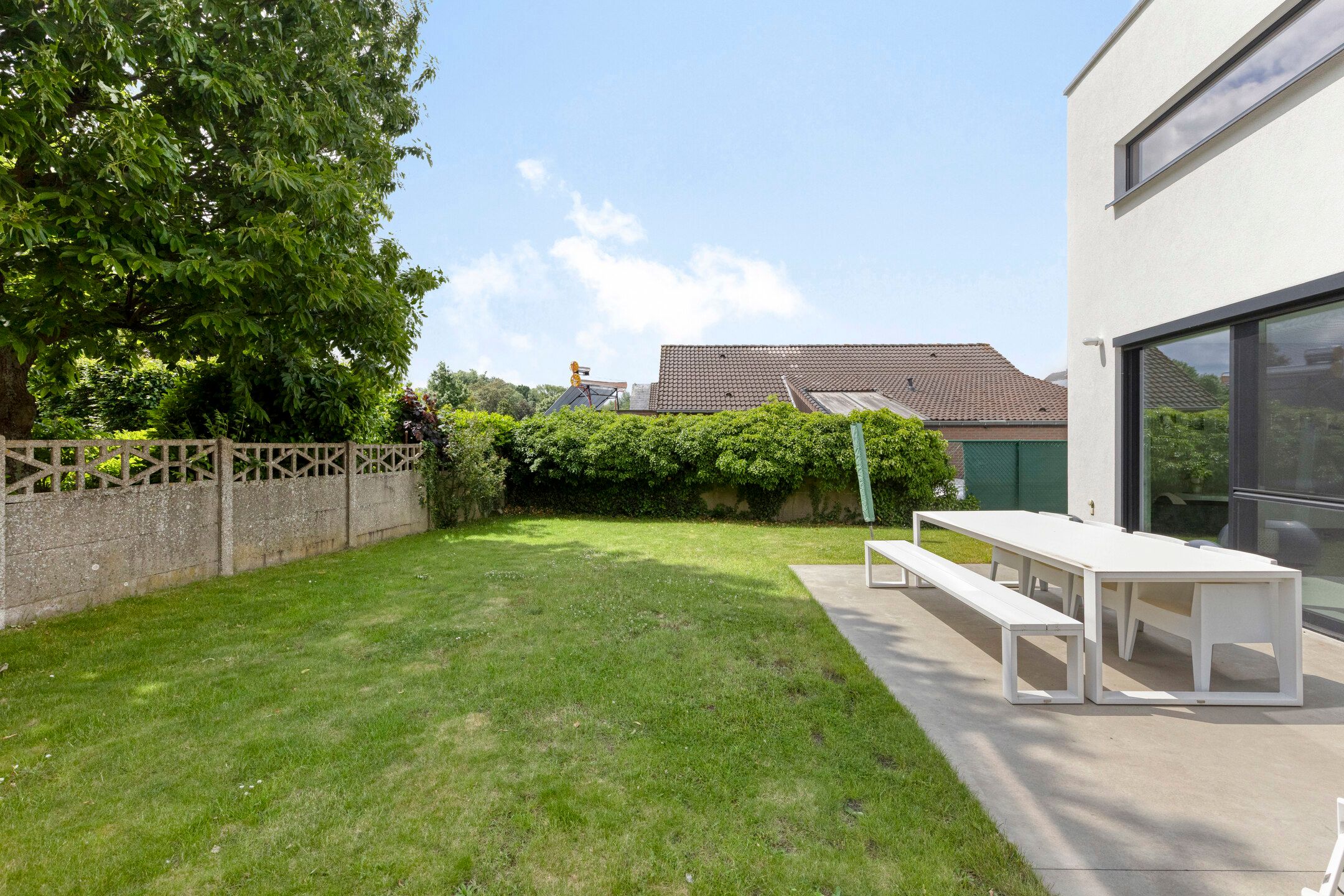 Prachtige villa in doodlopende straat foto 24