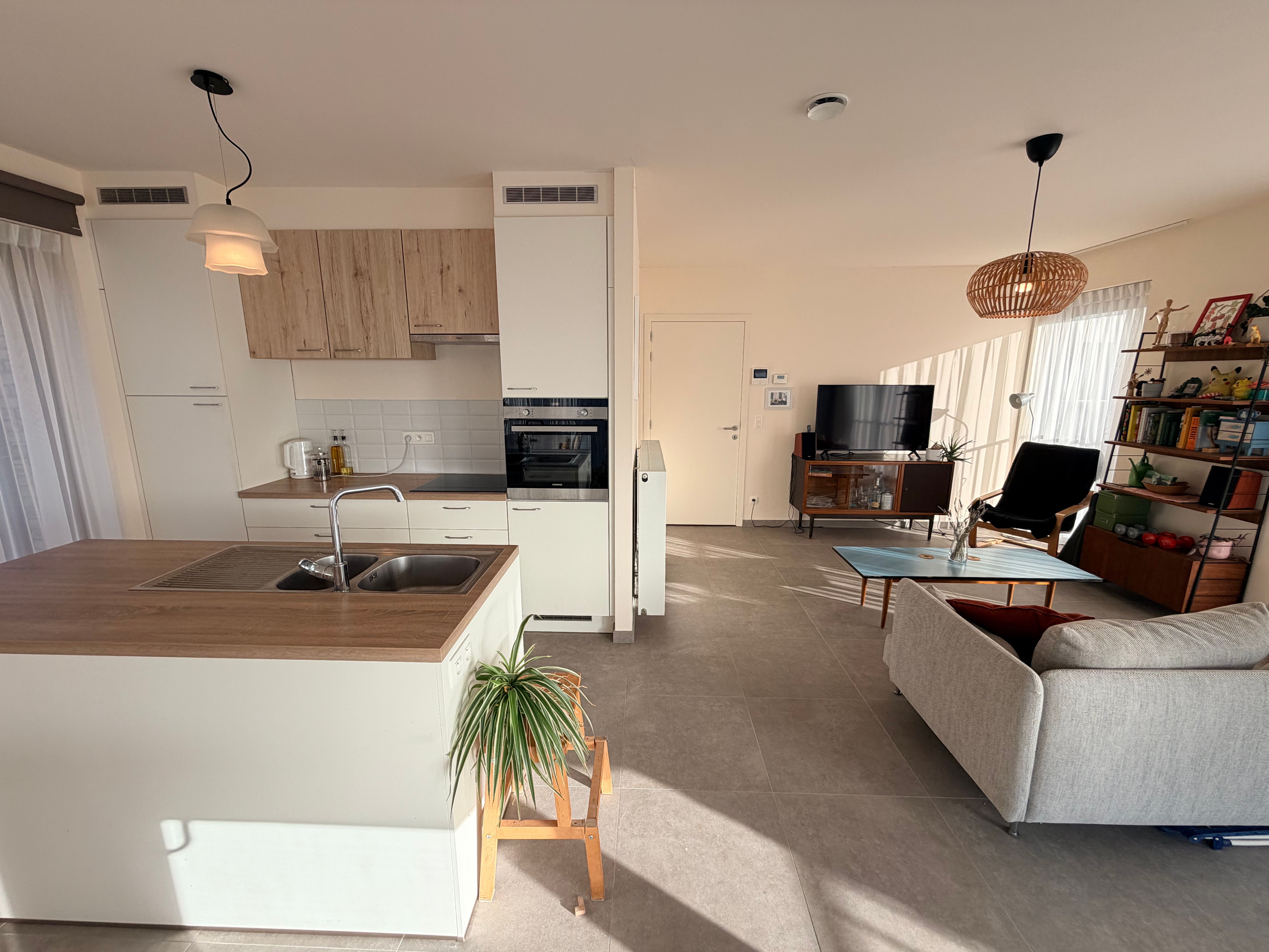 --- NIEUW --- Nieuwbouw 2-slaapkamerappartement (nabij Oude dokken & Dampoort)! foto 2