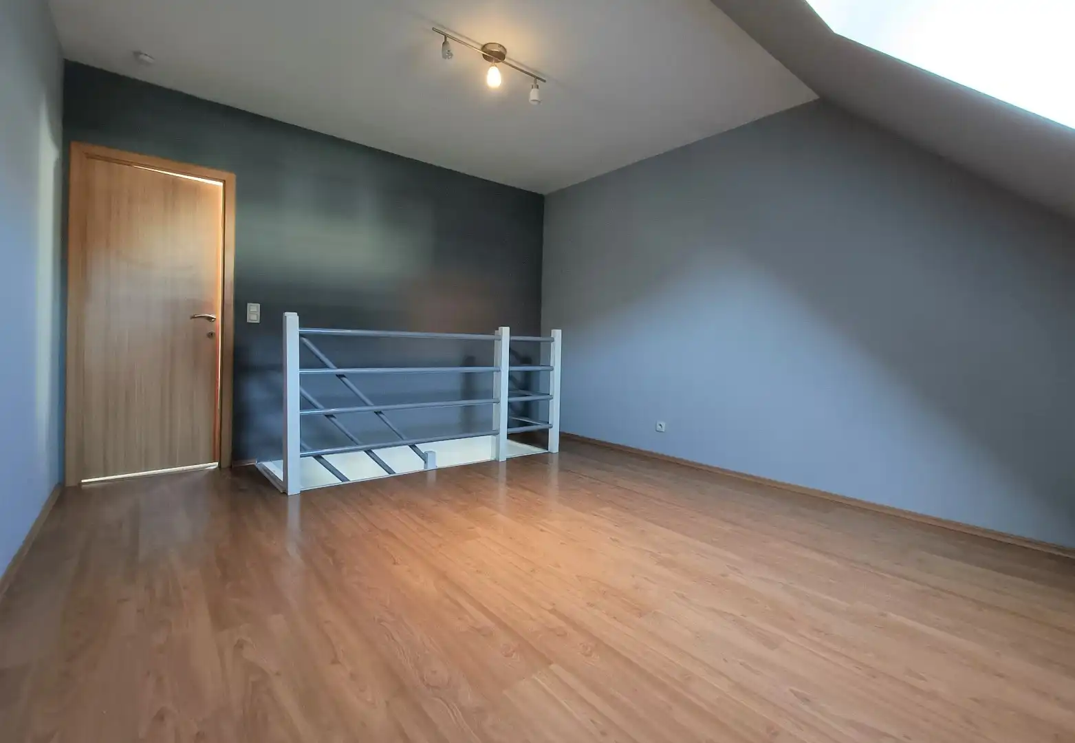 Mooie investering: 2 appartementen met ruim dakterras - centrum Tongeren foto 15