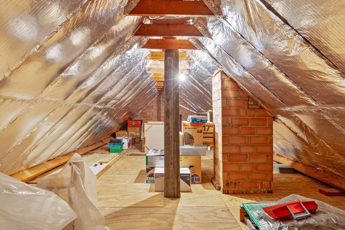 Ruime woning met prachtige tuin.  foto 22