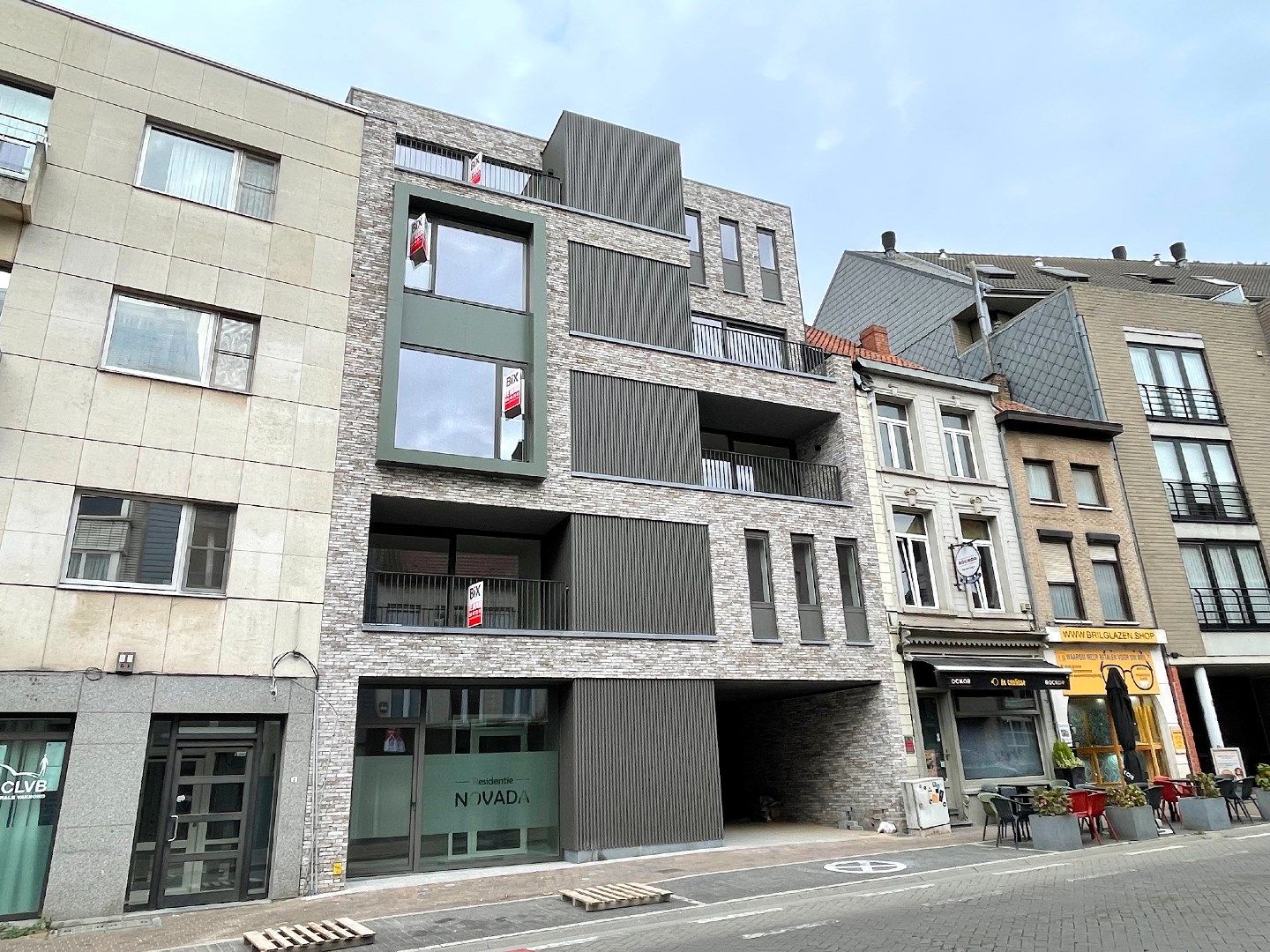 Prachtig, lichtrijk appartement met zonnepanelen in centrum Menen! foto 23