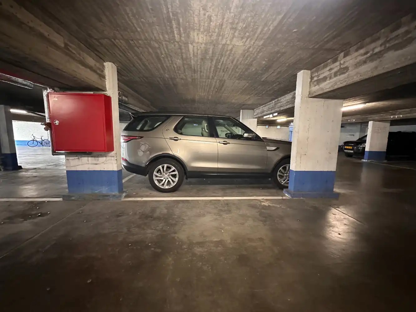 Overdekte standplaats in cetrum foto 6