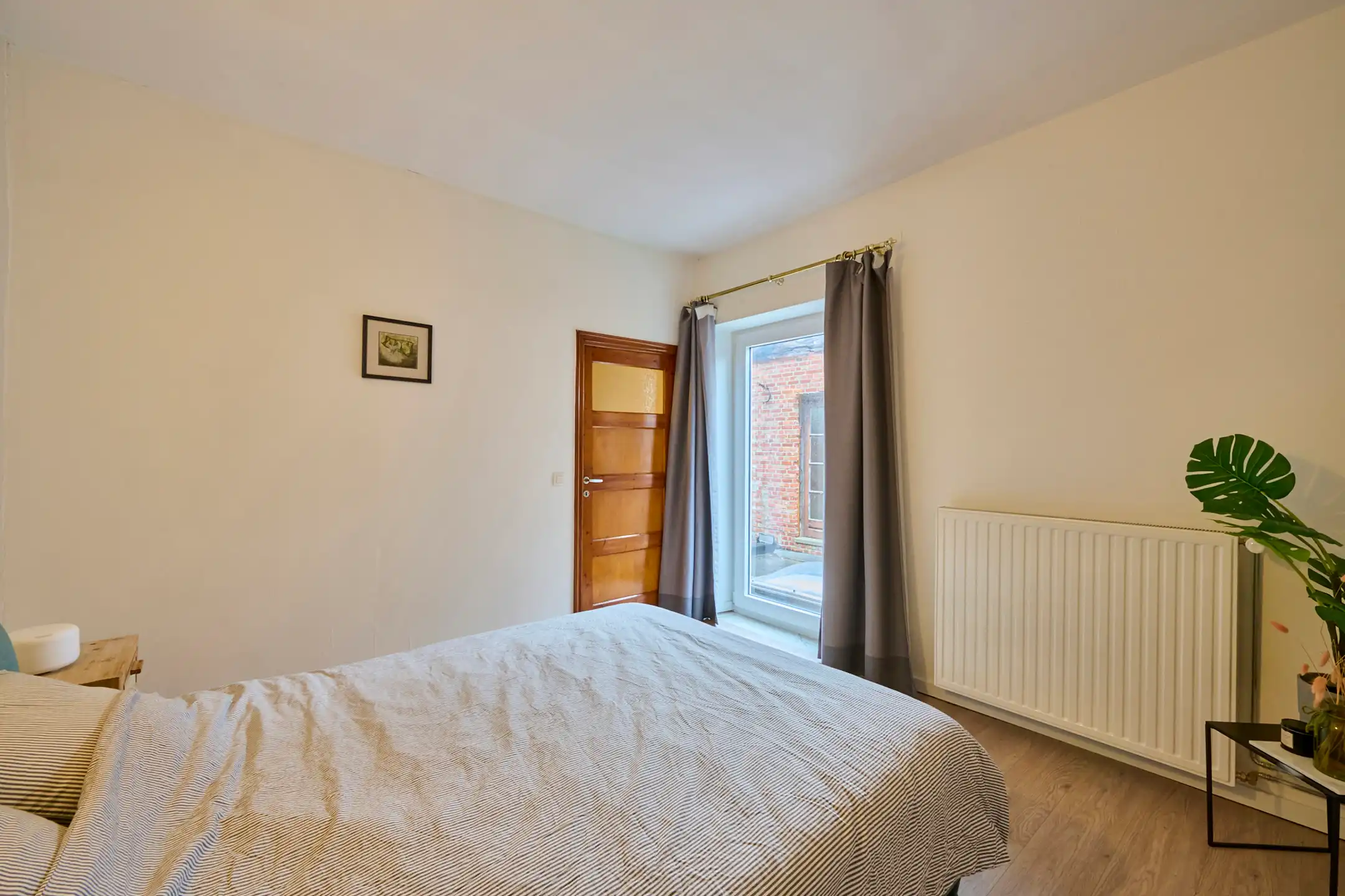 Gerenoveerde energiezuinige stadswoning + polyvalente ruimte foto 10