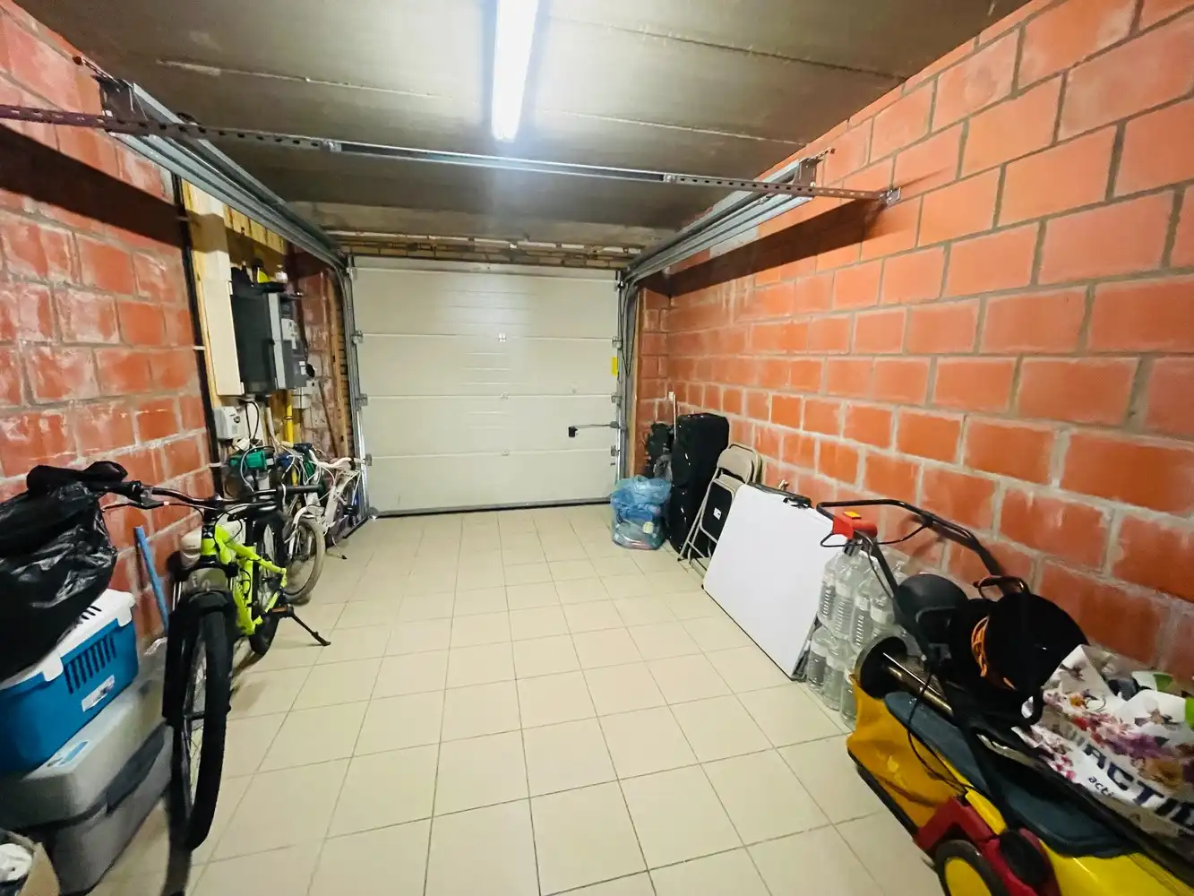 Waardamme , rustige residentiële ligging , RECENT gebouwde LICHTRIJKE ENERGIEZUINIGE woning met 4 SLAAPKAMERS, omheinde TUIN, OPRIT EN GARAGE. foto 22