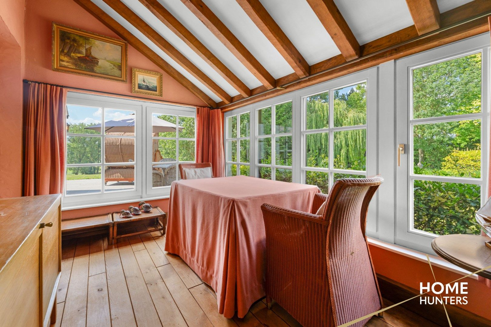 Exclusieve villa met gastenverblijf en panoramische zichten foto 13
