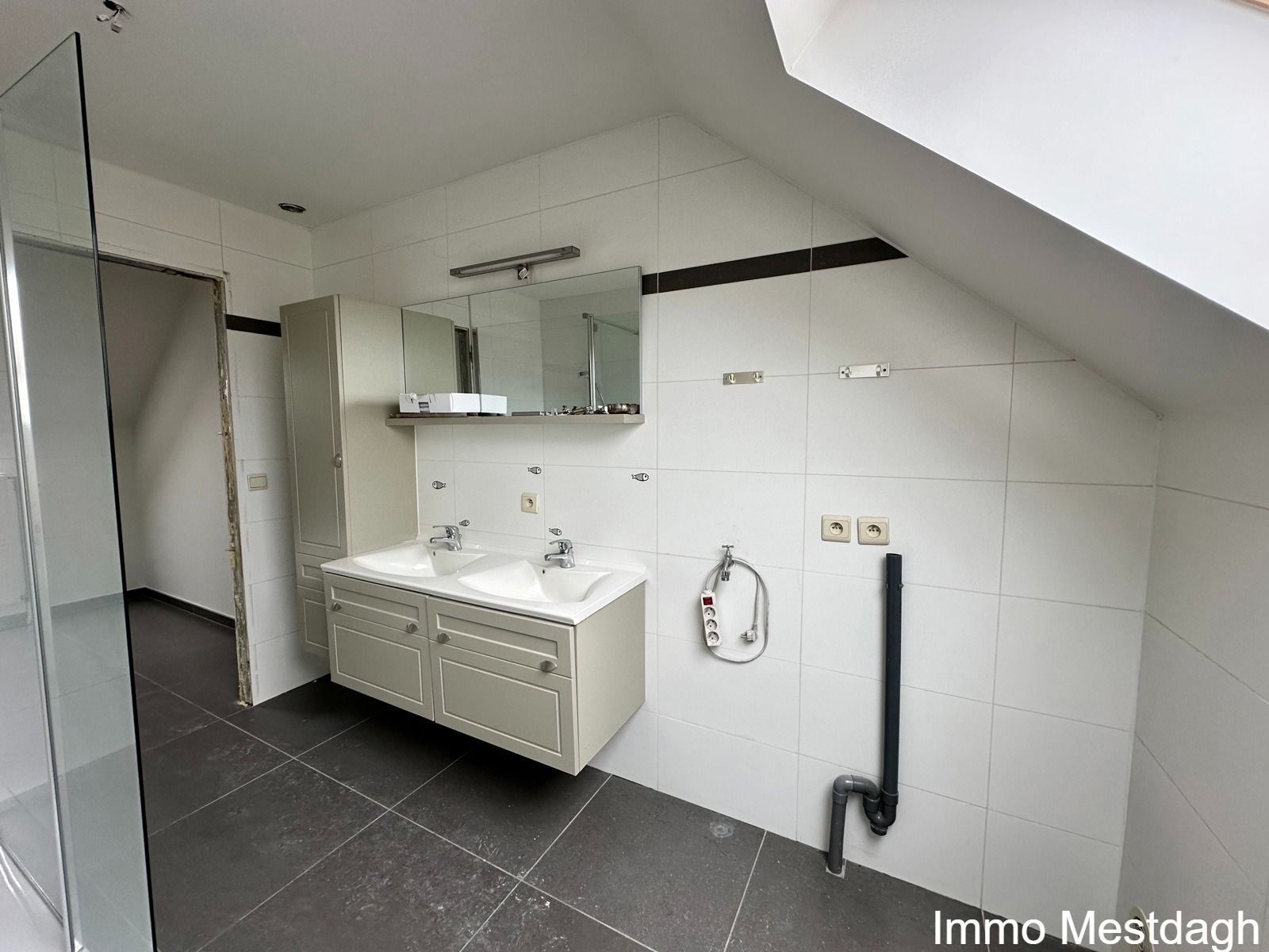 Opbrengsteigendom met 4 appartementen, 3 terrassen foto 13