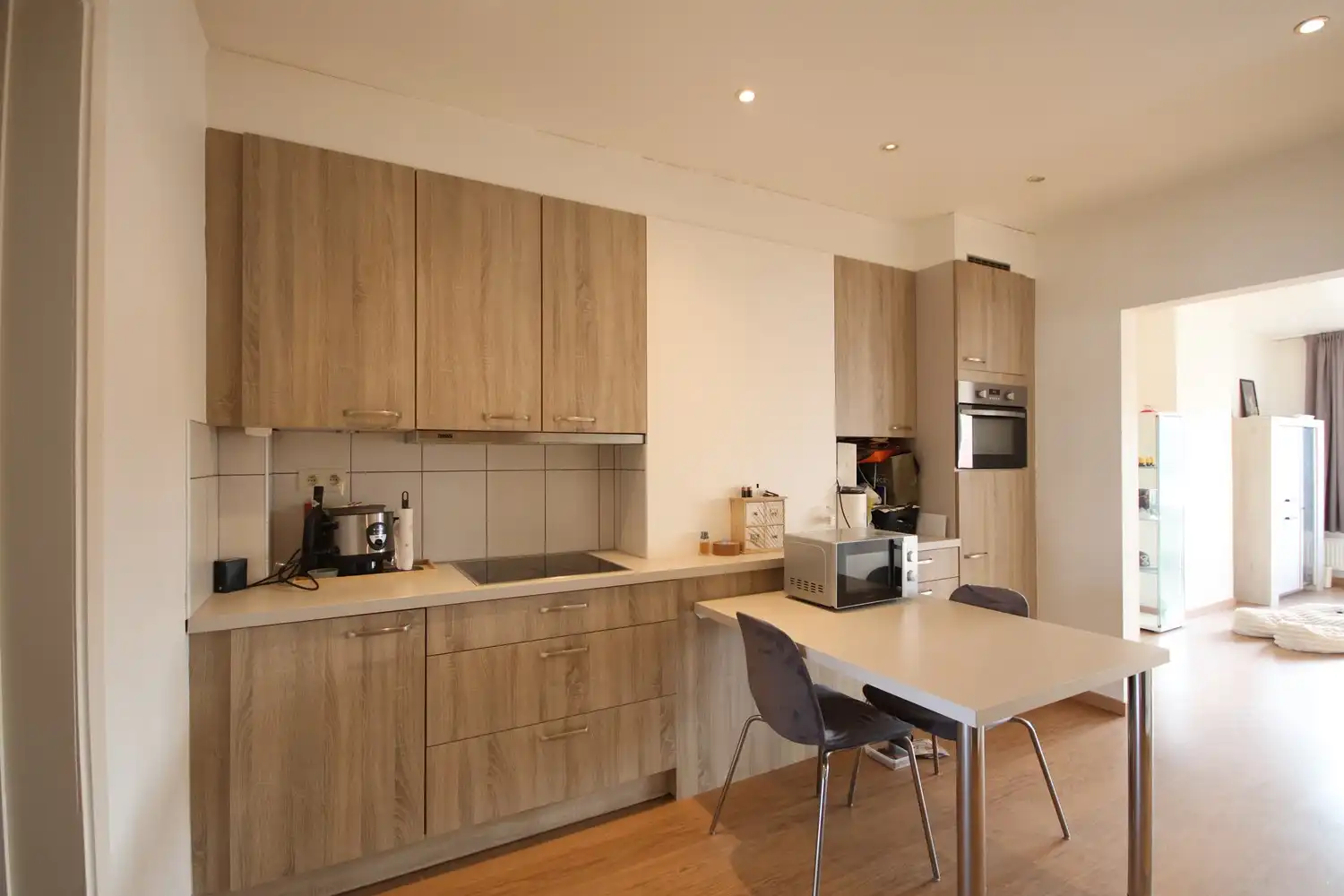 Modern en lichtrijk appartement met 2 slaapkamers en terras foto 15