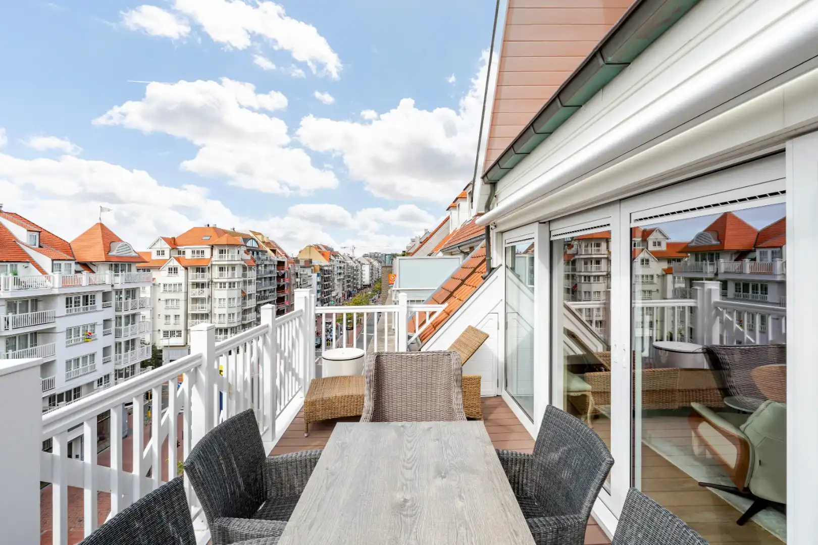Ruim duplexappartement in het hart van Knokke foto 15