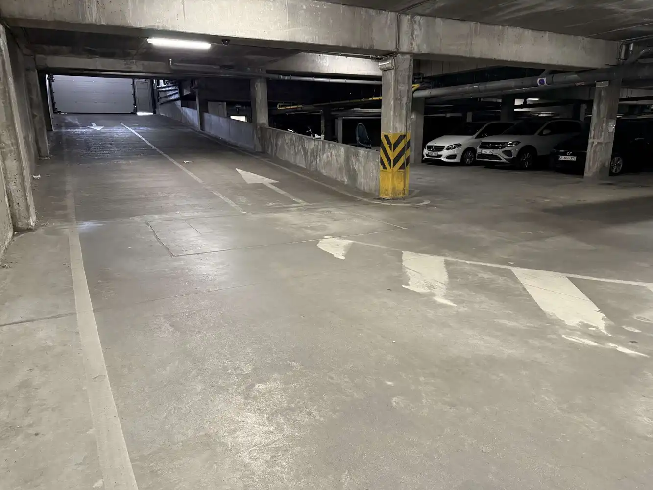 Afgesloten autostaanplaats te koop op toplocatie in de meest centrale parking van Leuven foto 4