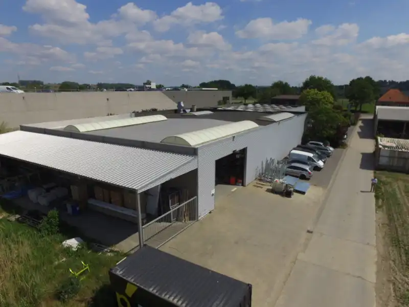 Magazijn/werkplaats 780m² te huur foto {{pictureIndex}}
