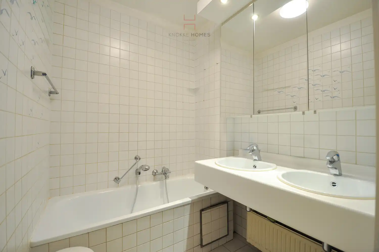 Gemeubeld appartement met zijdelings zeezicht in Duinbergen foto 10