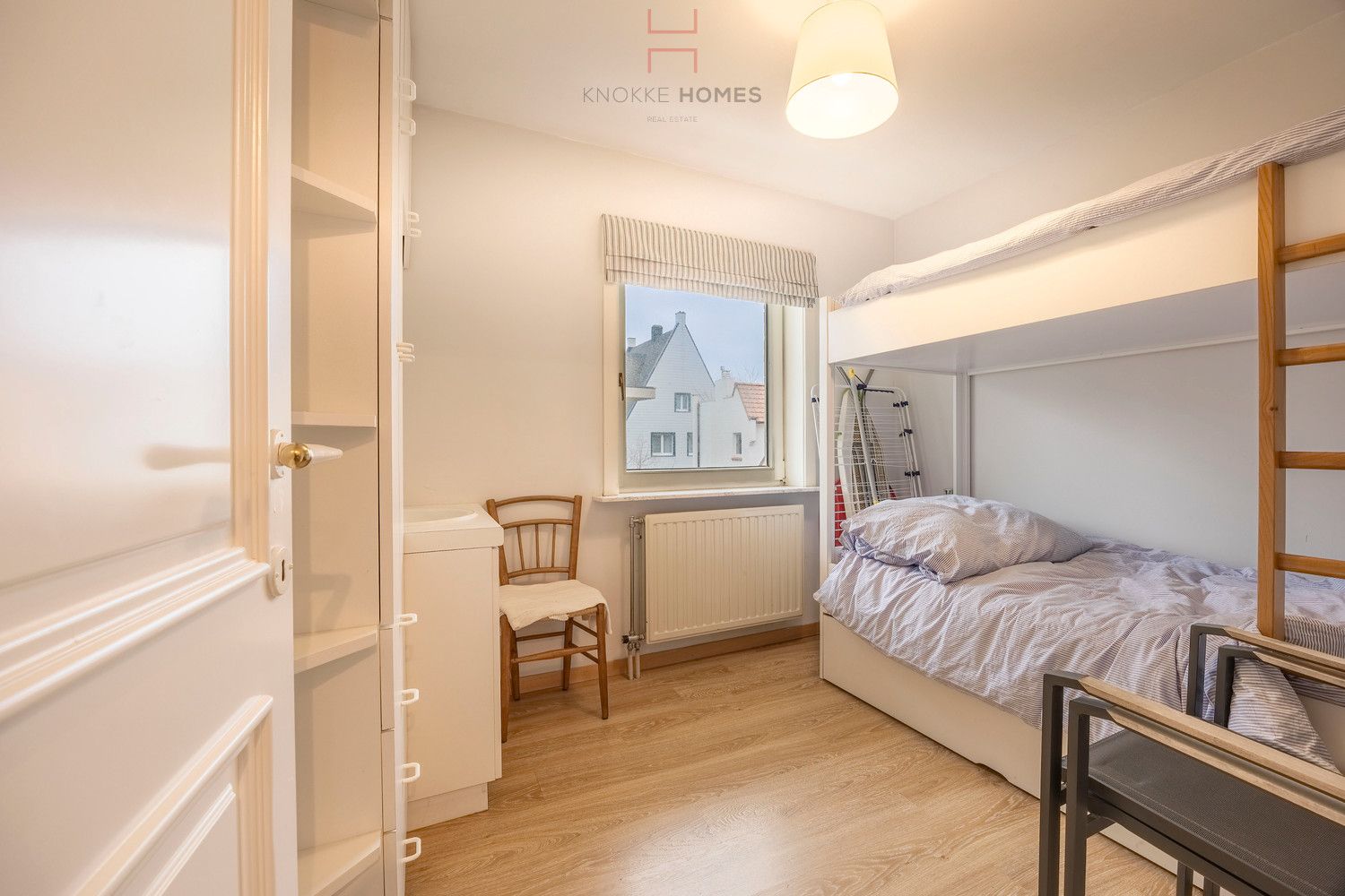 Mooi vakantie-appartement met zongerichte terrassen en open zicht te Duinbergen foto 20