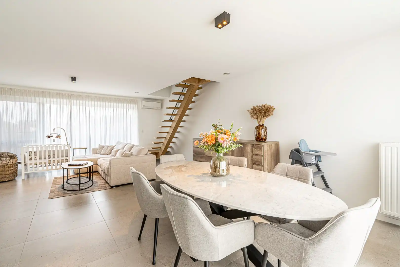 Instapklaar duplex-appartement met 3 slaapkamers, 2 terrassen en garage in Moorslede foto 12