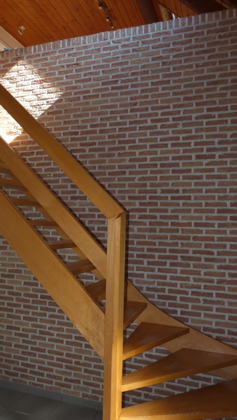 Alleenstaande woning met garage en tuin - rustige ligging foto 3
