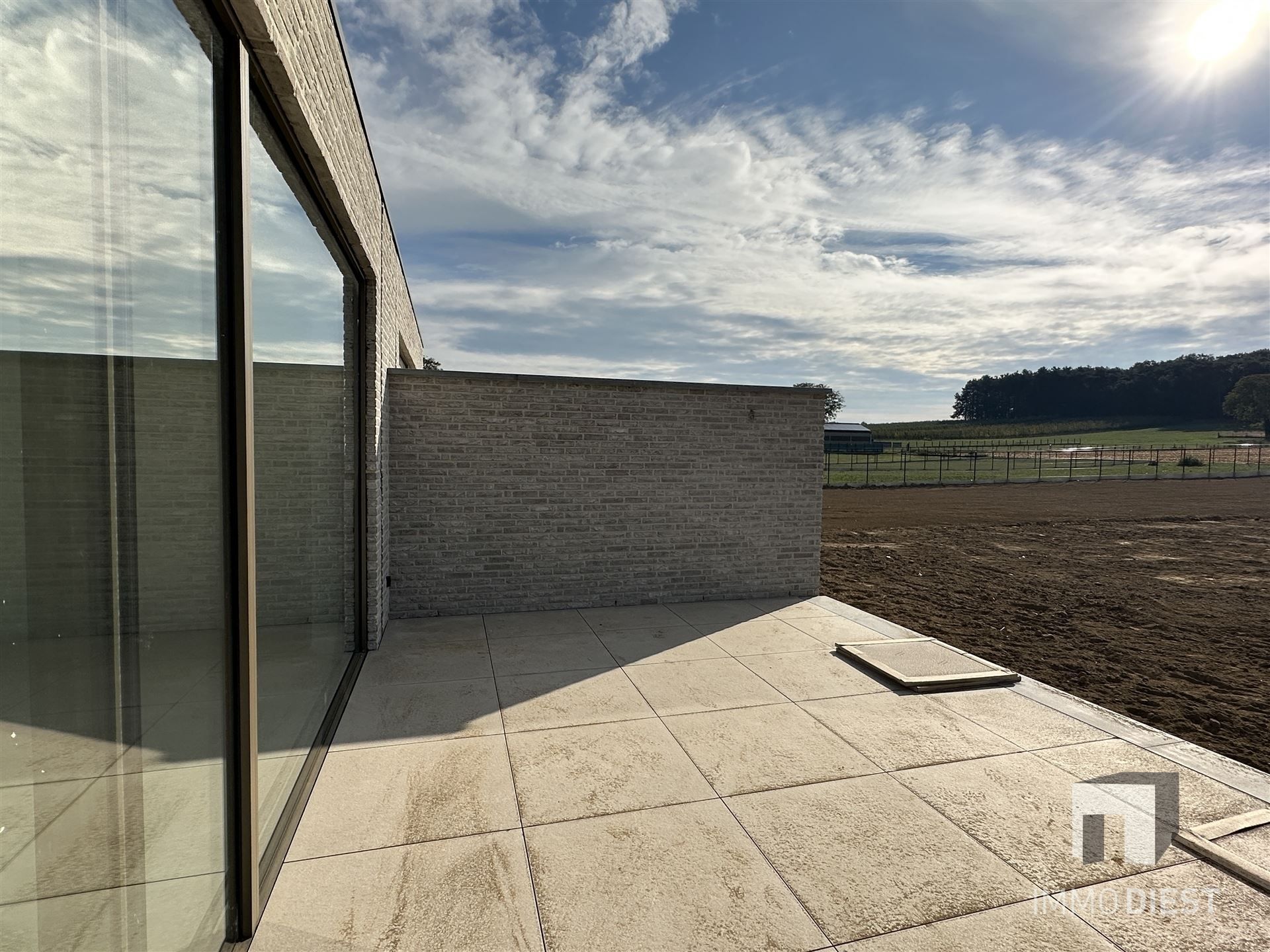 Moderne nieuwbouwwoning met knappe afwerking te Bekkevoort foto 18