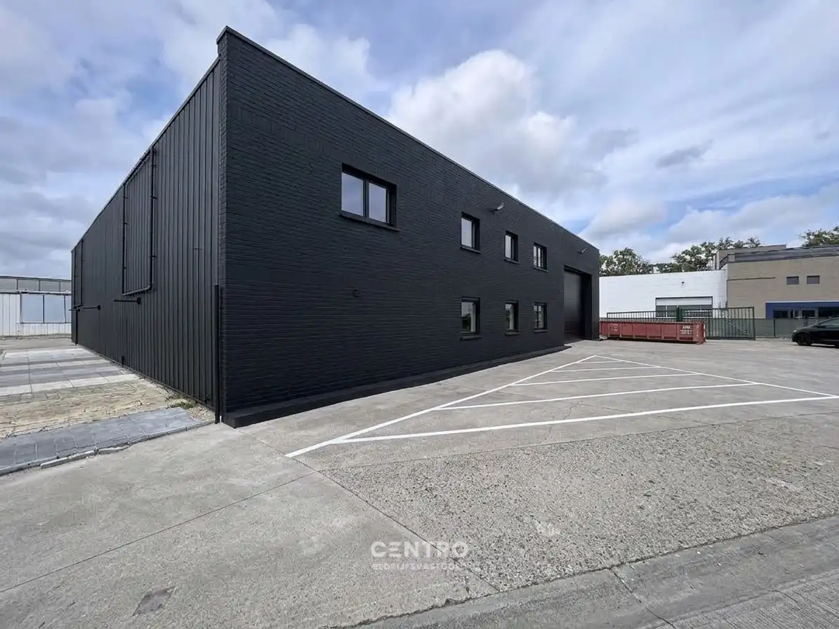 Commerciële ruimte te huur Gaston Roelandtsstraat 16/B - 8020 Oostkamp