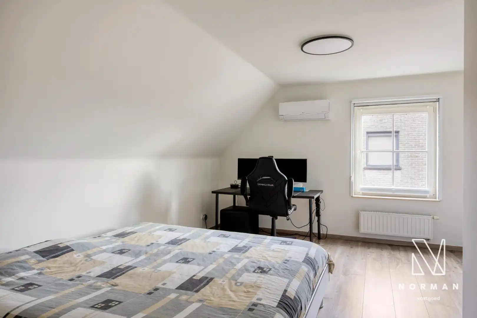 Meer dan instapklare woning (BJ 2013), met tuin, inpandige garage, 3 slks,.. in de Koolakker te Kuurne. foto 12