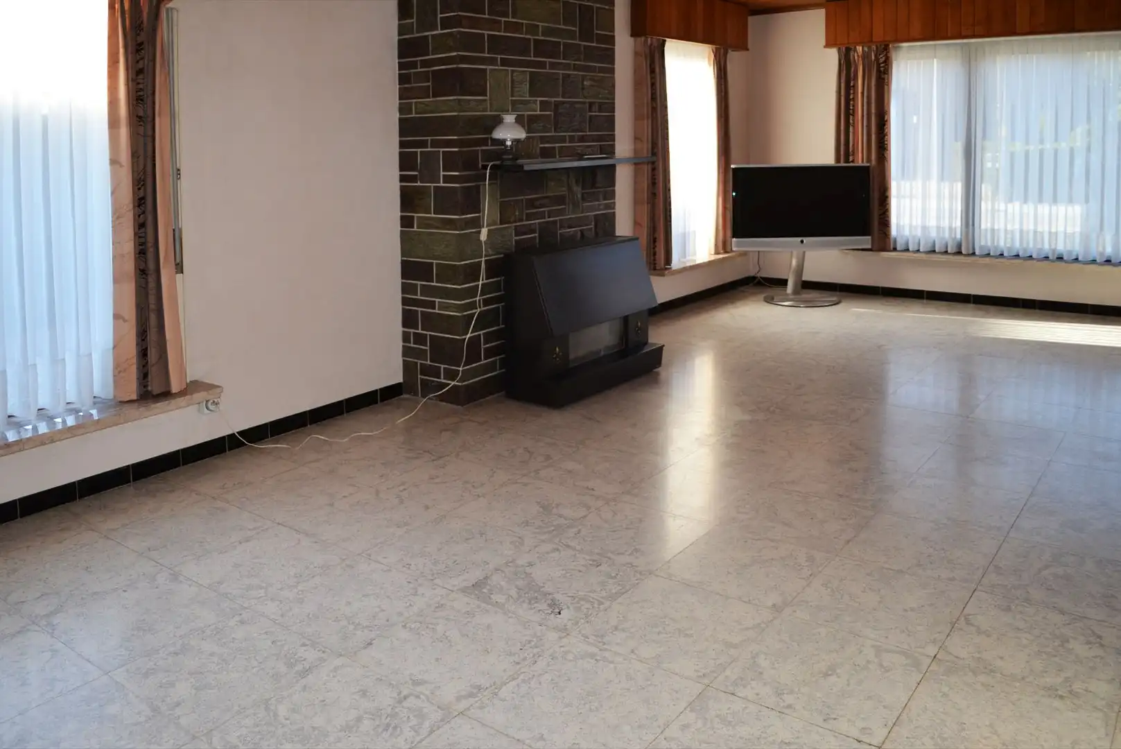 Halfopen bebouwing op 267m² met 3 slpks, garage en tuin te Maldegem foto 5