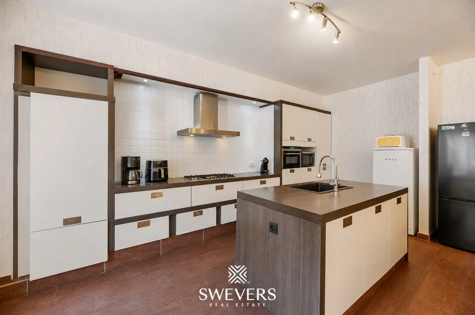 Ruim gelijkvloers appartement met twee slaapkamers foto 7