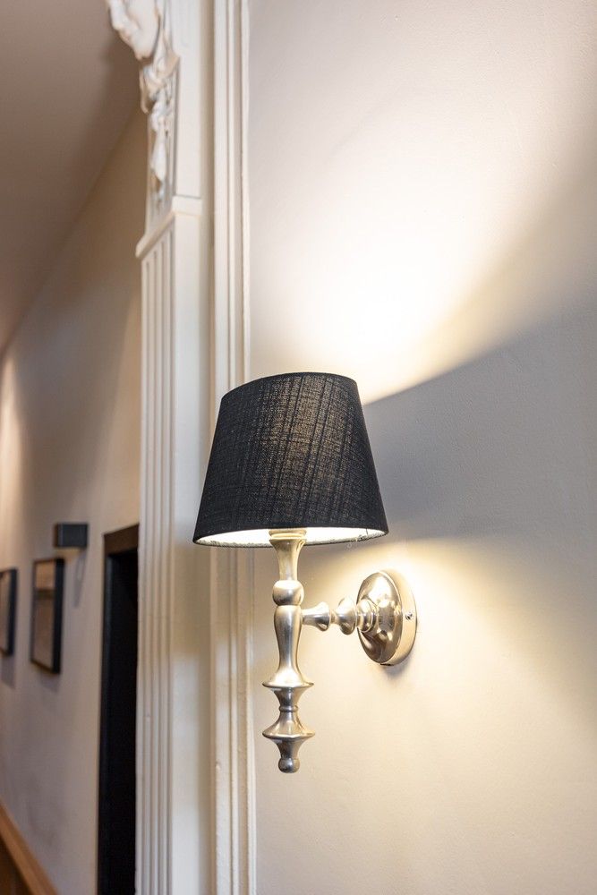 Karaktervol herenhuis met hedendaags comfort en tuin in Deurne foto 14