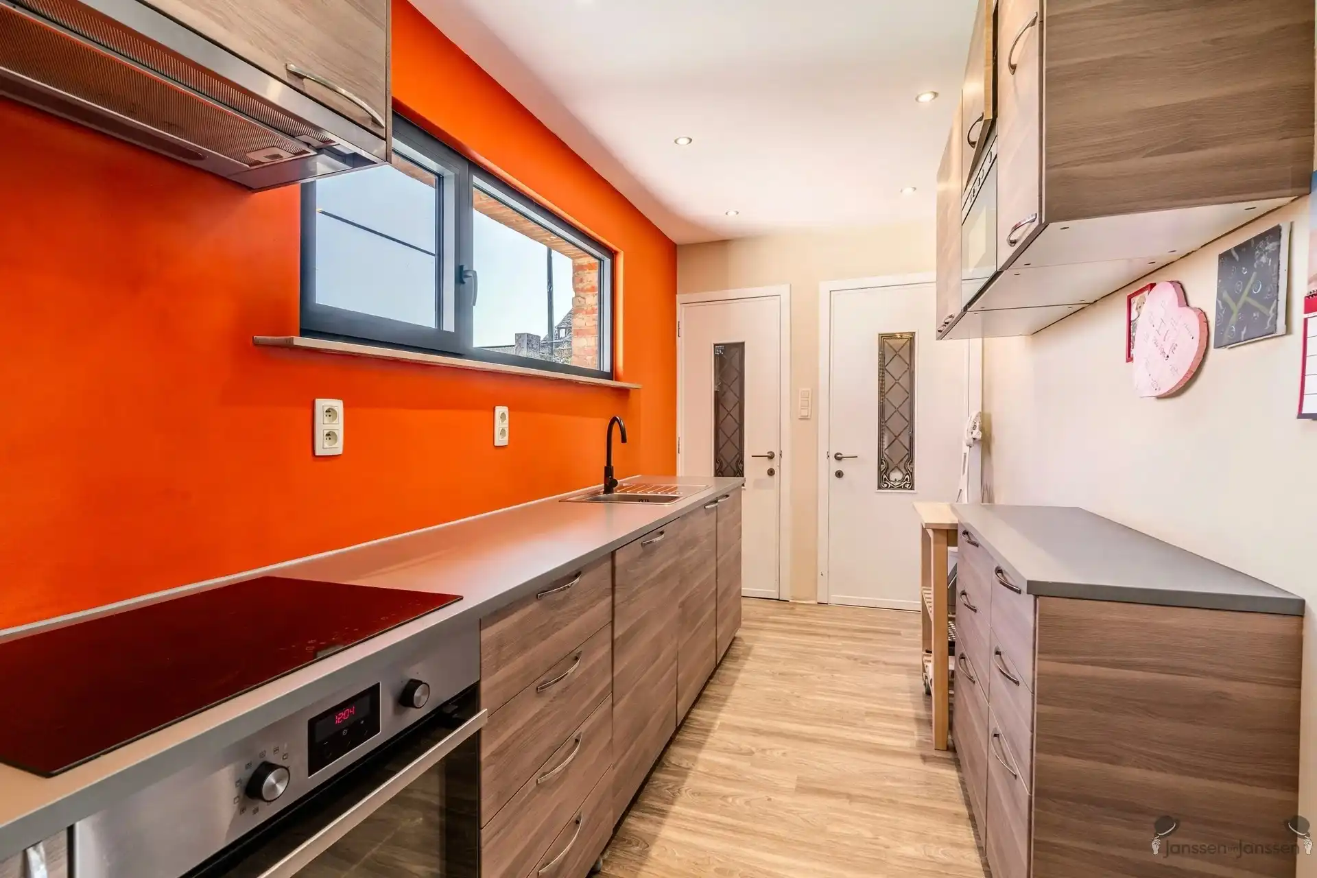 Gerenoveerde woning met 2 slaapkamers en 2 badkamers en in Begijnendijk foto 8