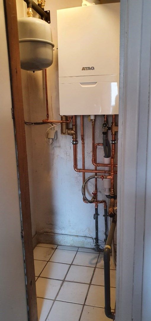 Gerenoveerd dakappartement MET GARAGE te Beverst foto 10