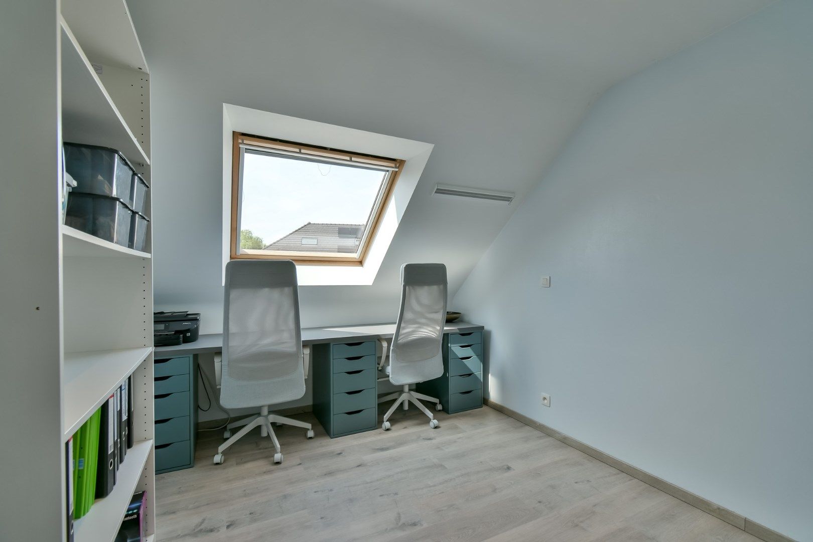 Instapklare woning in een residentiële wijk! foto 12