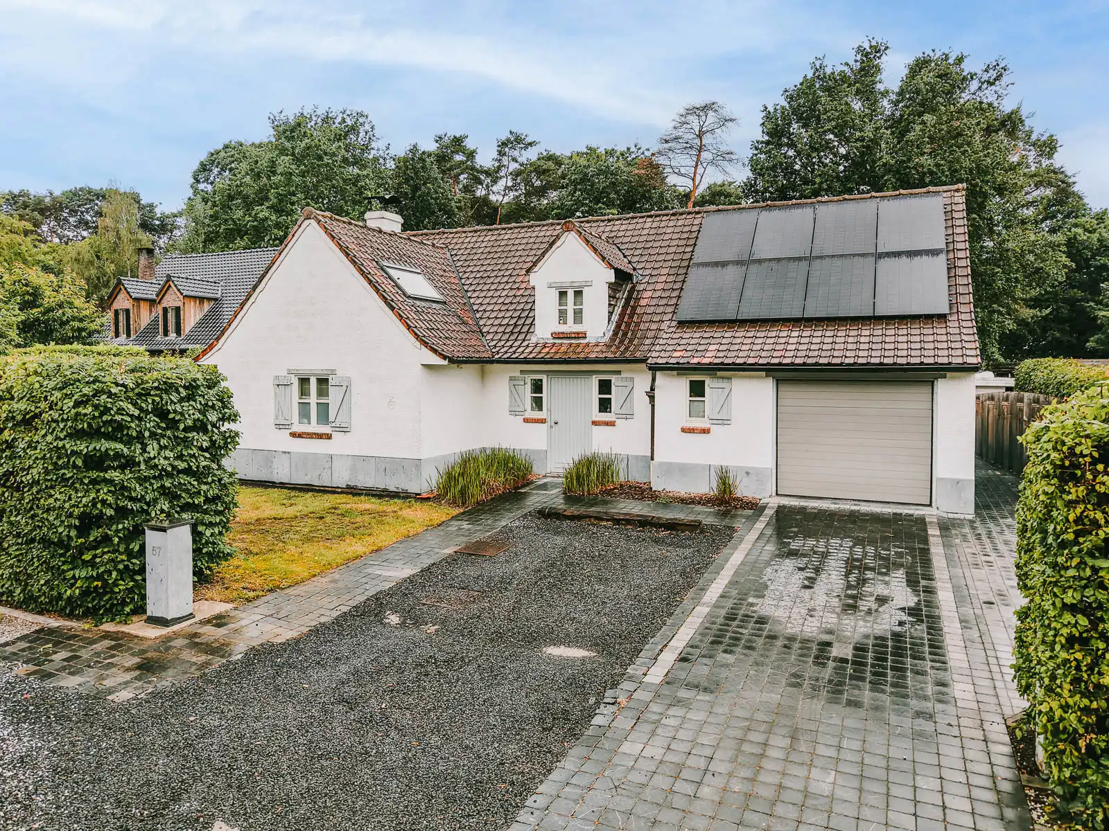 Prachtig gerenoveerde landelijke woning met zwembad foto 2