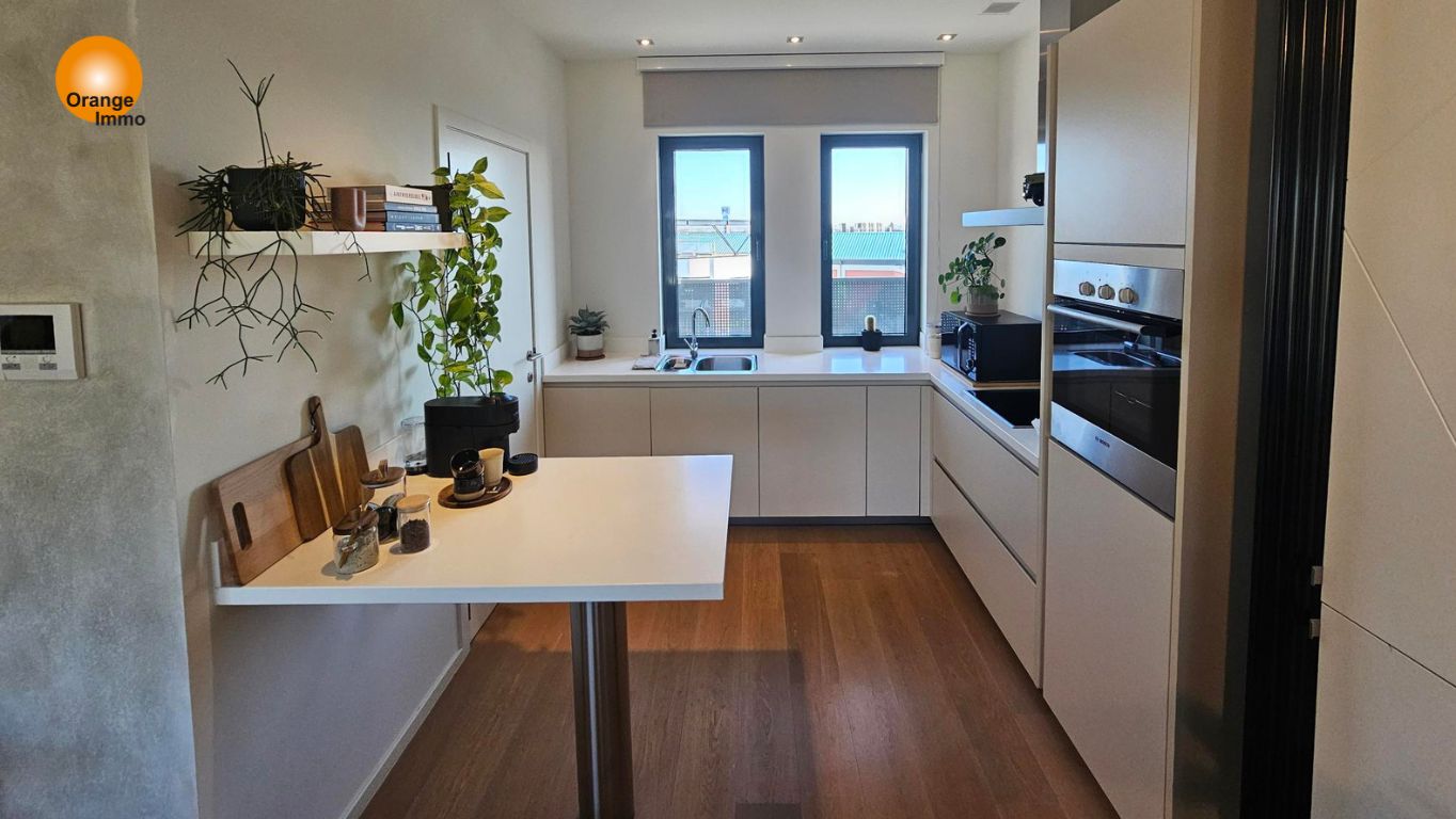 Modern dakappartement met zonnig terras en garage gelegen in Maasmechelen.  foto 5