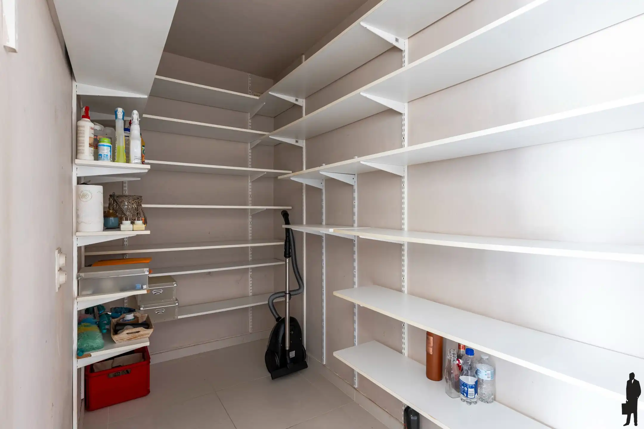 Instapklare woning met ruime tuin in Hoogstraten. foto 25
