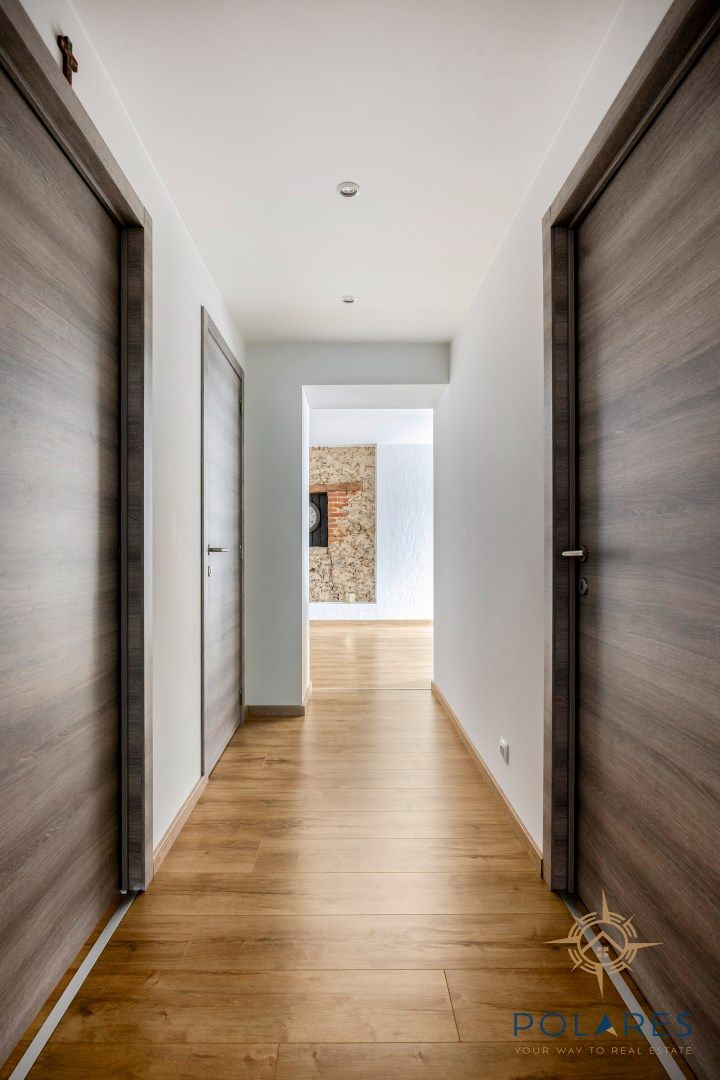 Karaktervolle, volledig gerenoveerde woning foto 18