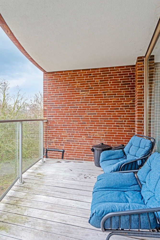 Centraal gelegen drie slaapkamer dak appartement ('A' - label) met ruim zonnig terras foto 3