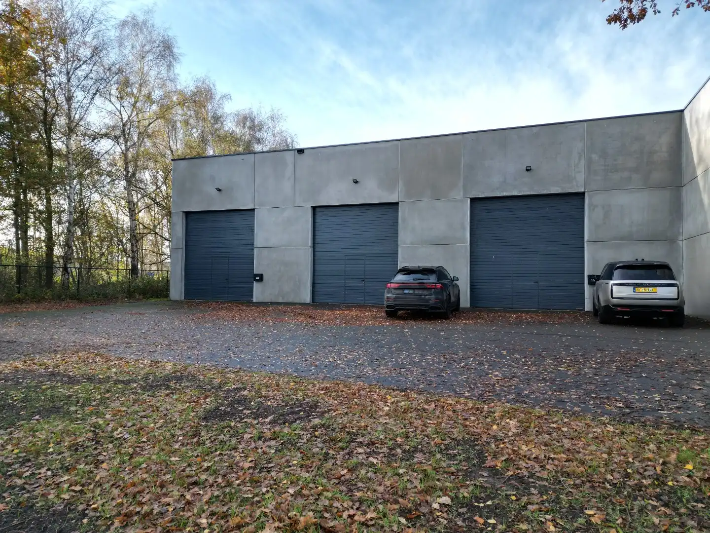 Moderne nieuwbouwloods (2021) op toplocatie foto {{pictureIndex}}