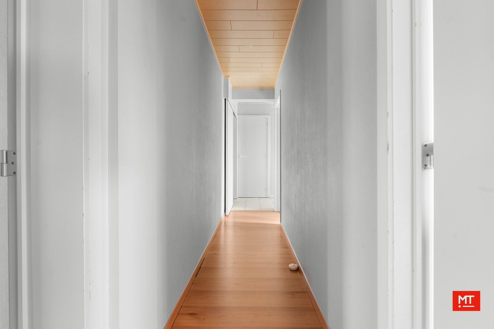 Opbrengsteigendom bestaande uit handelsruimte en 2 appartementen in centrum Beselare foto 16