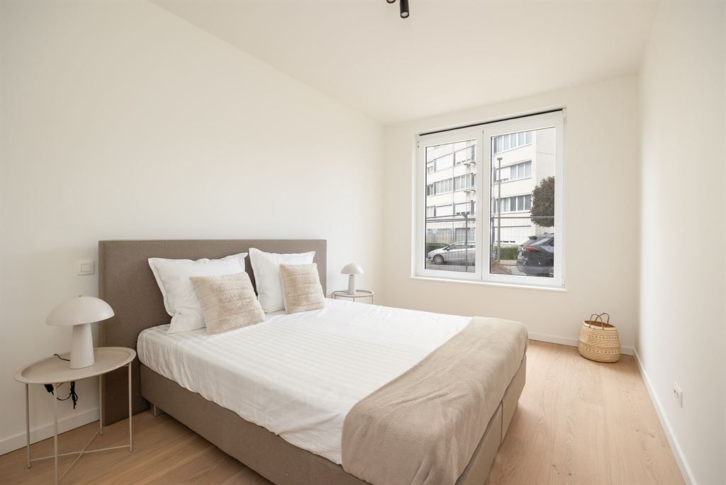 Luxueus gelijkvloers app met ruime tuin foto 13