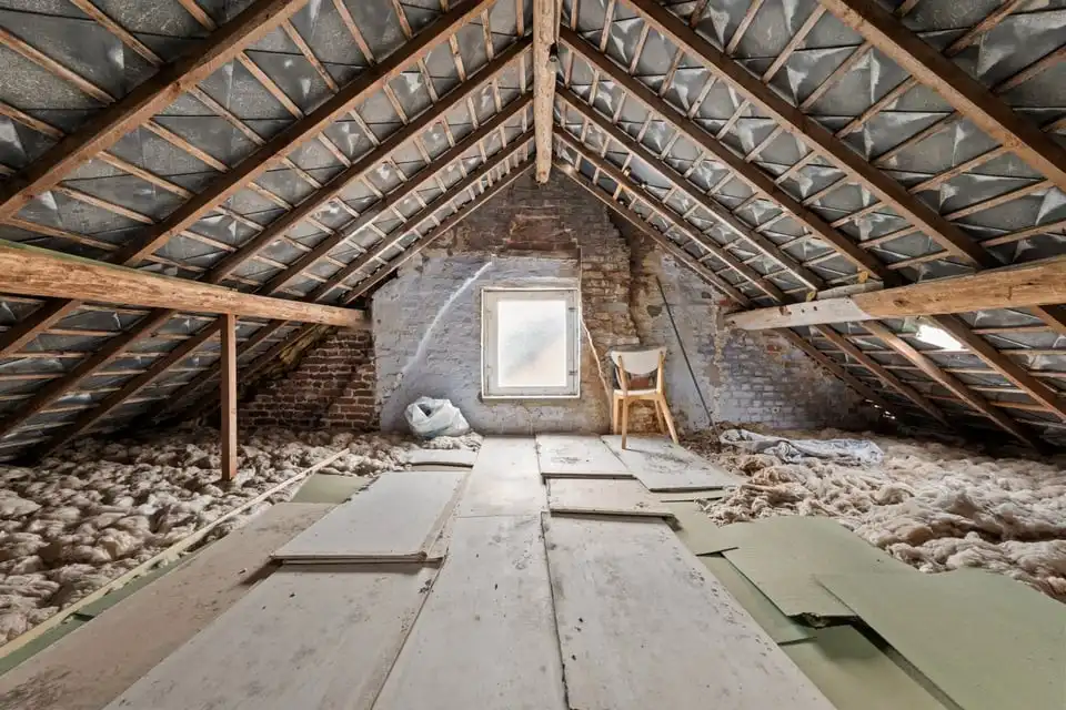 VERRASSEND RUIME GEZINSWONING MET 3 SLKS IN MONTENAKEN foto 28