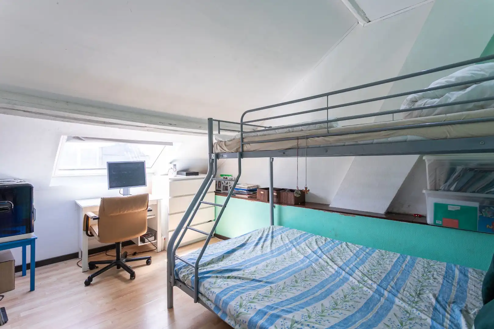 Instapklare woning met 4 slpks en binnenkoer op uitstekende ligging in centrum Halle foto 13